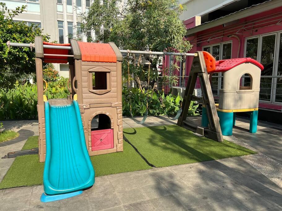 Apartment Cozy 2br Sudirman With Pool, Wi-fi, & Netflix By 2ndhome Jakarta